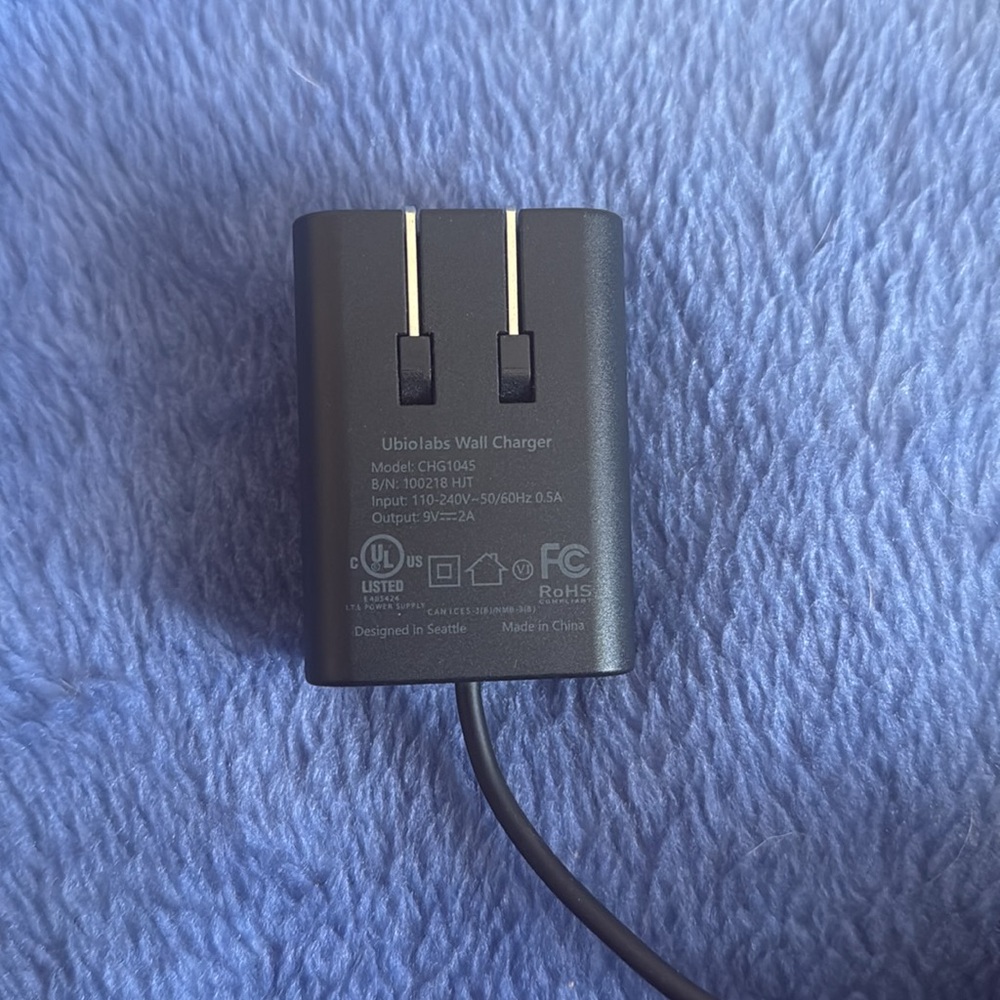 Wireless Charging Pad - Picture 2 of 3